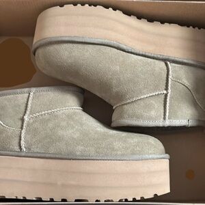 UGG Ultra Classic Mini Platform - Antelope